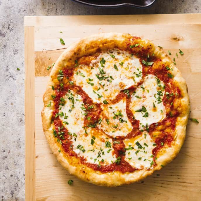 Cast-Iron Skillet Pizza Margherita